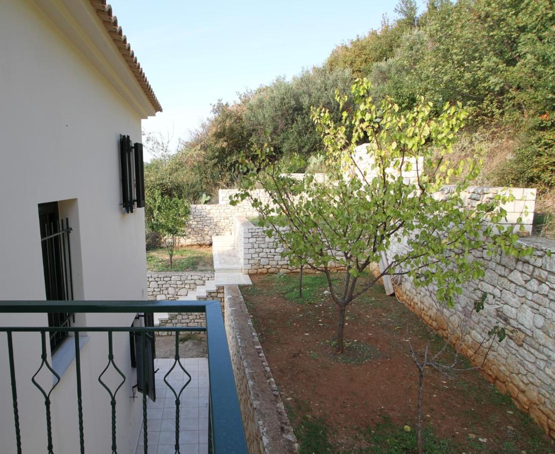 Villa Kiparissia Castle & Sea View à Kyparissia Extérieur photo